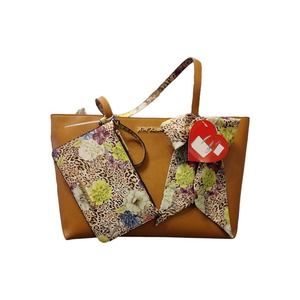 NWT, Betsey Johnson Large Tote with Overnight Pouch